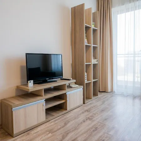 Summerland Sea-View Luxury Apartment Mamaia Exterior photo