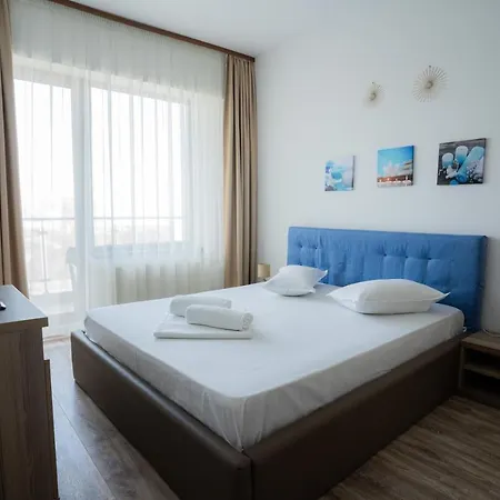 Summerland Sea-View Luxury Apartment Mamaia Exterior photo