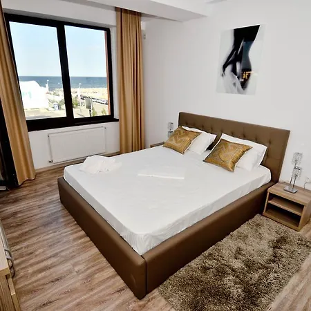 Summerland Sea-View Luxury Apartment Mamaia Room photo