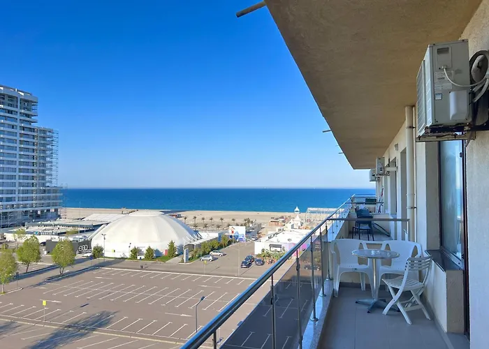 Summerland Sea-View Luxury Apartment
