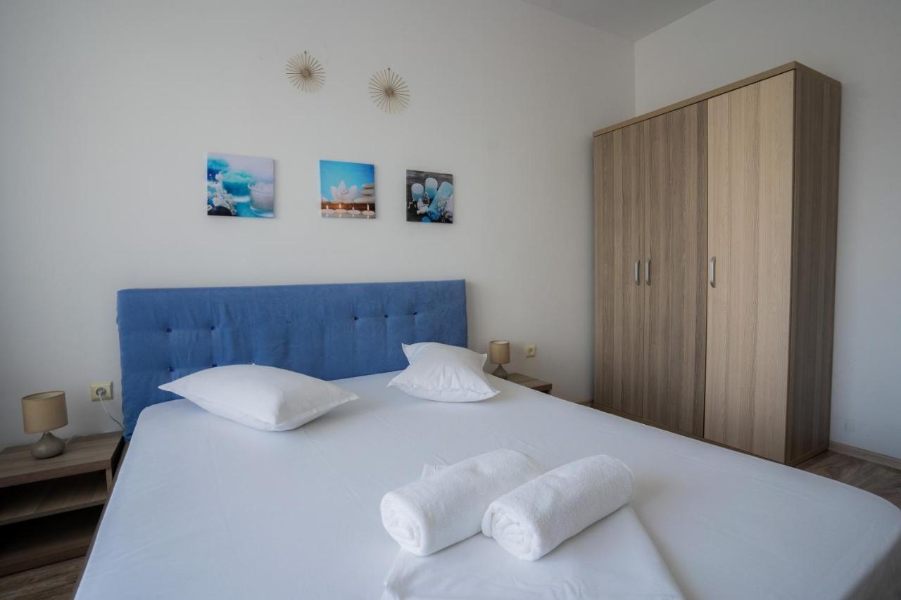 Summerland Sea-view Luxury