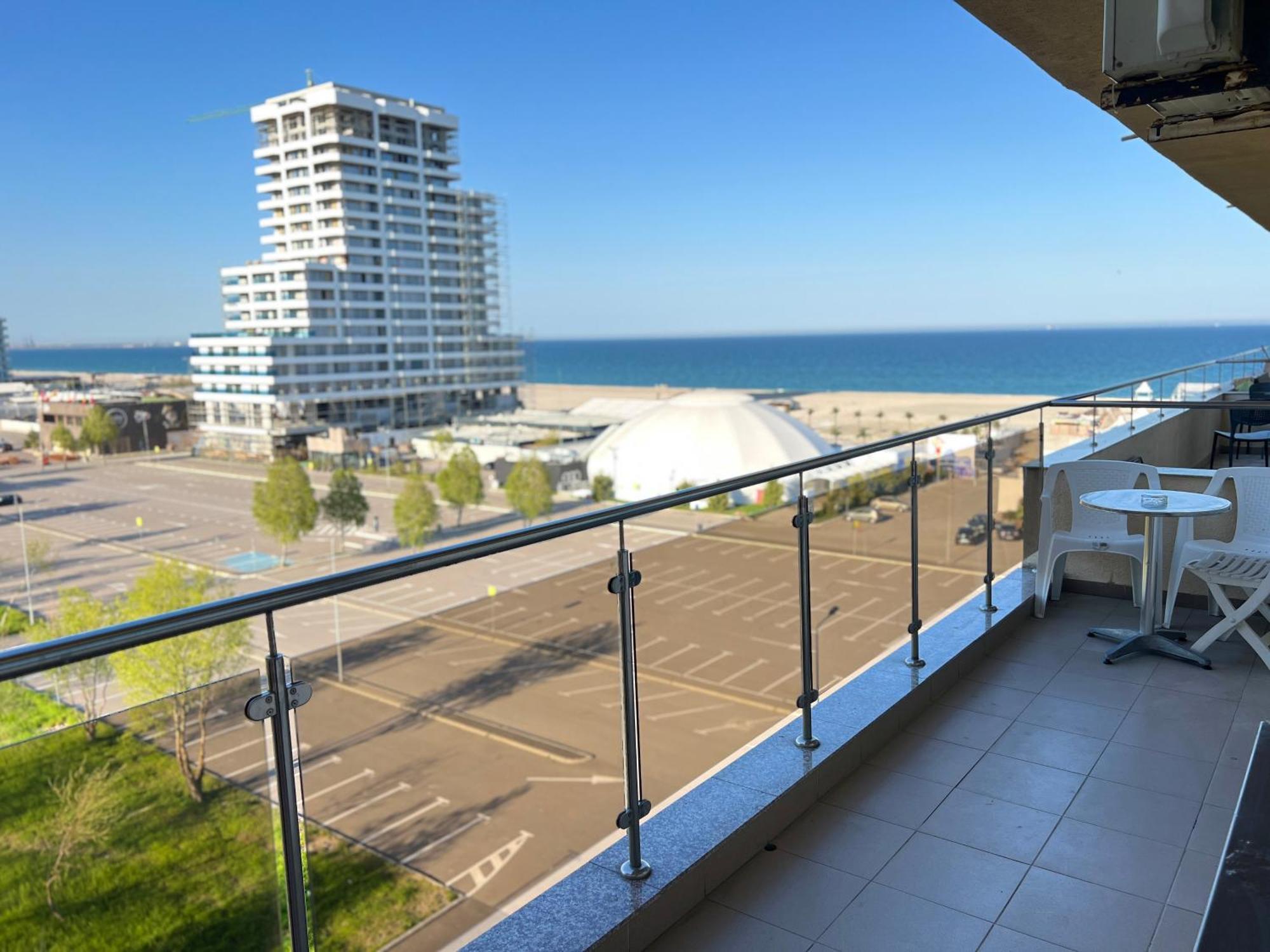 Summerland Sea-view Luxury *