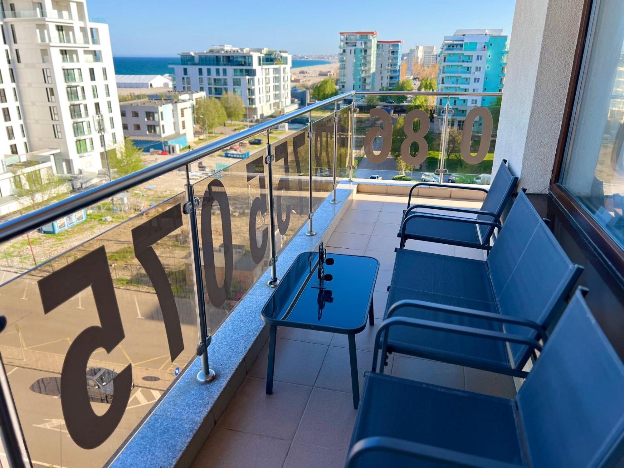 Summerland Sea-view Luxury *